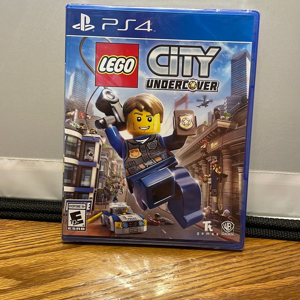 Lego city undercover PS4 game